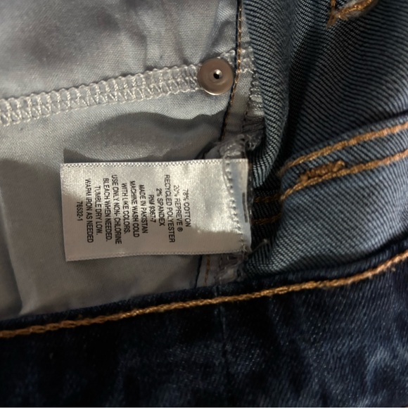 Jeans - Picture 6 of 6